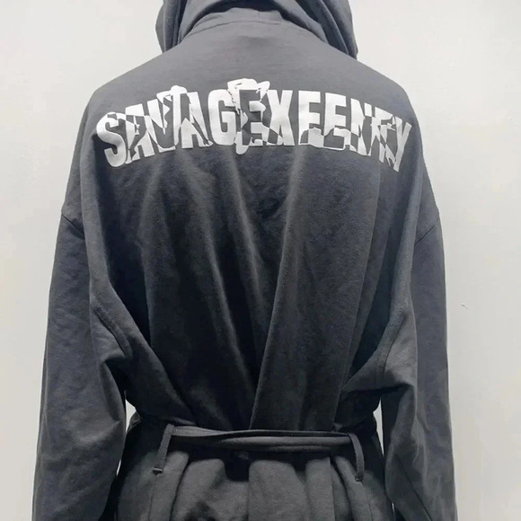 Savage X Fenty Bath Robe Forever Savage Showgirl Short Hooded Belted Gray XS S - Picture 7 of 13